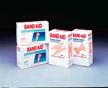 J&J BAND-AID FLEXIBLE FABRIC ADHESIVE BANDAGES