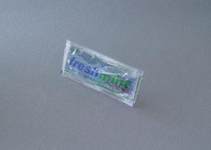 NEW WORLD CLEAR GEL TOOTHPASTE