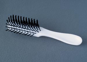 NEW WORLD HAIRBRUSH