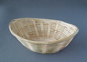 NEW WORLD WICKER BASKET